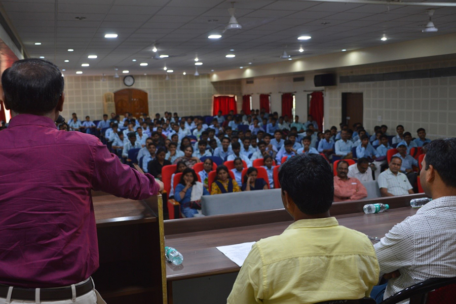 Public Admin dept gallery 14