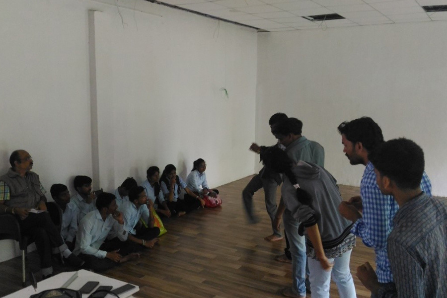 deogiri drama dept gallery 18