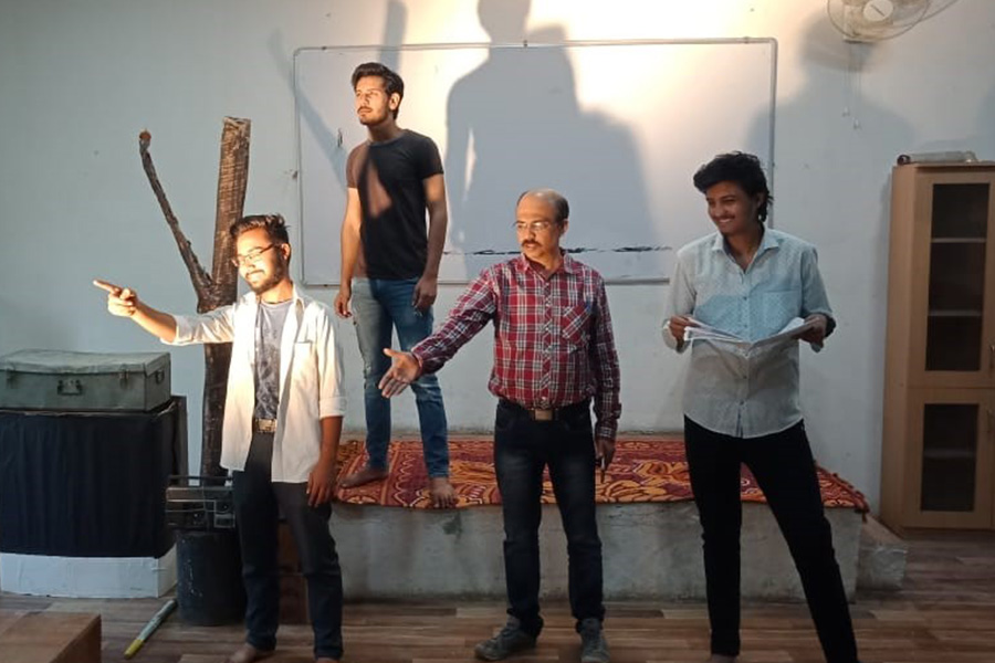 deogiri drama dept gallery 21