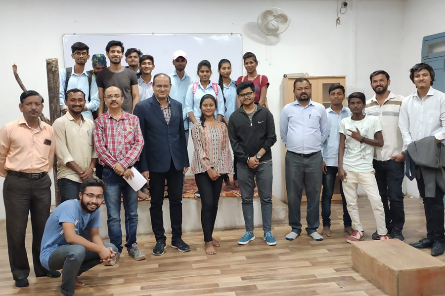 deogiri drama dept gallery 22