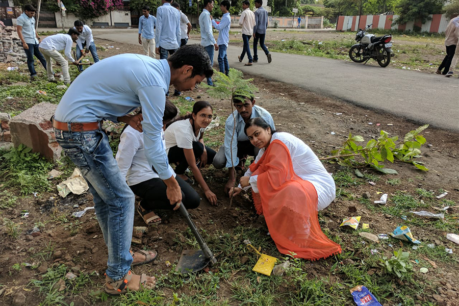 Plantation Drive by Students