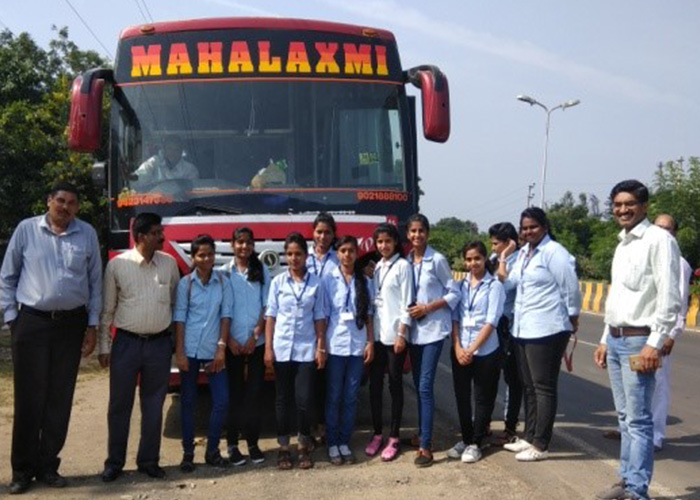 commerece & mgmt gallery 17